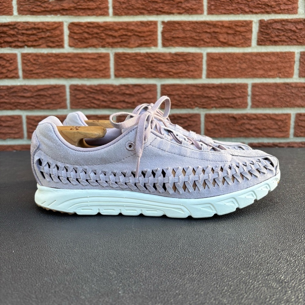 NIKE Women’s Mayfly Woven Sneaker, Plum Fog, Size 9 - Picture 6 of 12